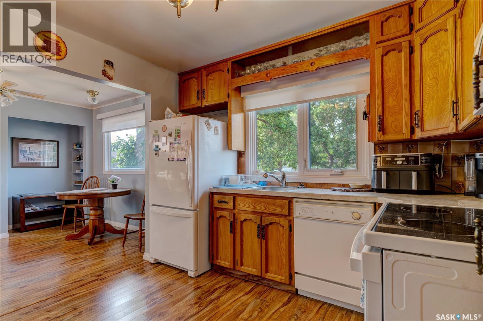 180 Osler Street, Regina, Saskatchewan  S4R 1V2 - Photo 8 - SK044159