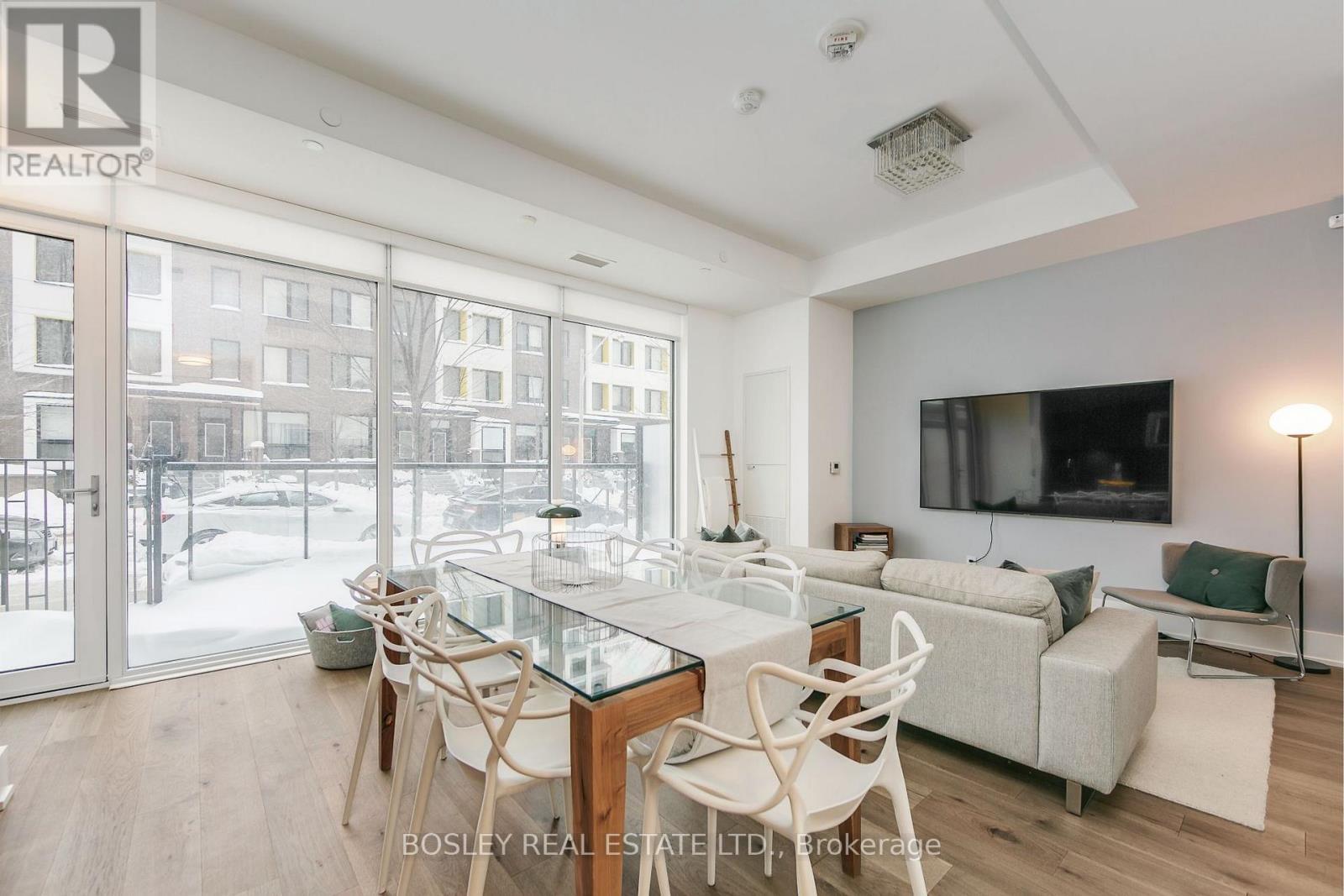 Th112 - 80 Vanauley Street, Toronto, Ontario  M5T 0C9 - Photo 2 - C13623520