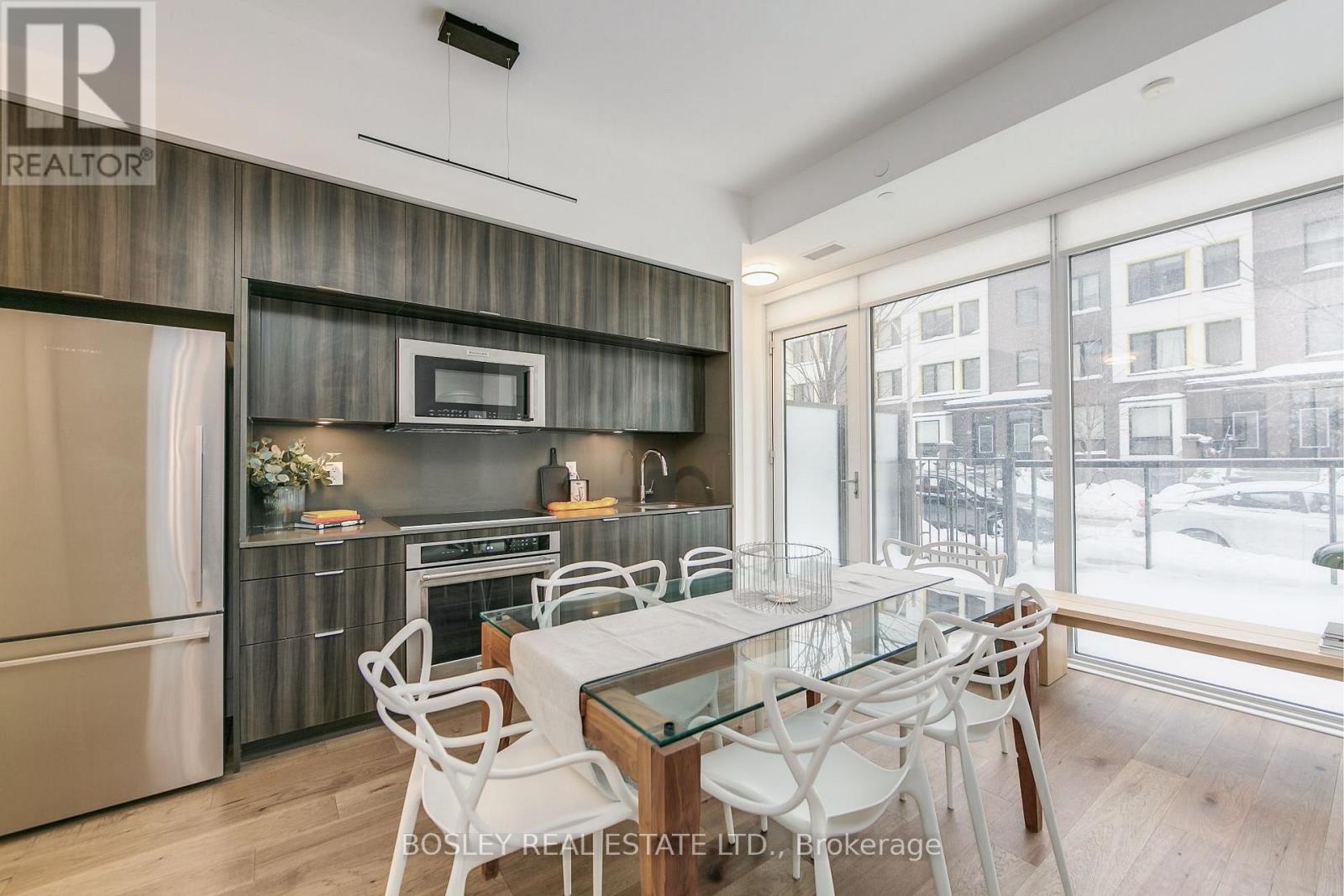 Th112 - 80 Vanauley Street, Toronto, Ontario  M5T 0C9 - Photo 3 - C13623520