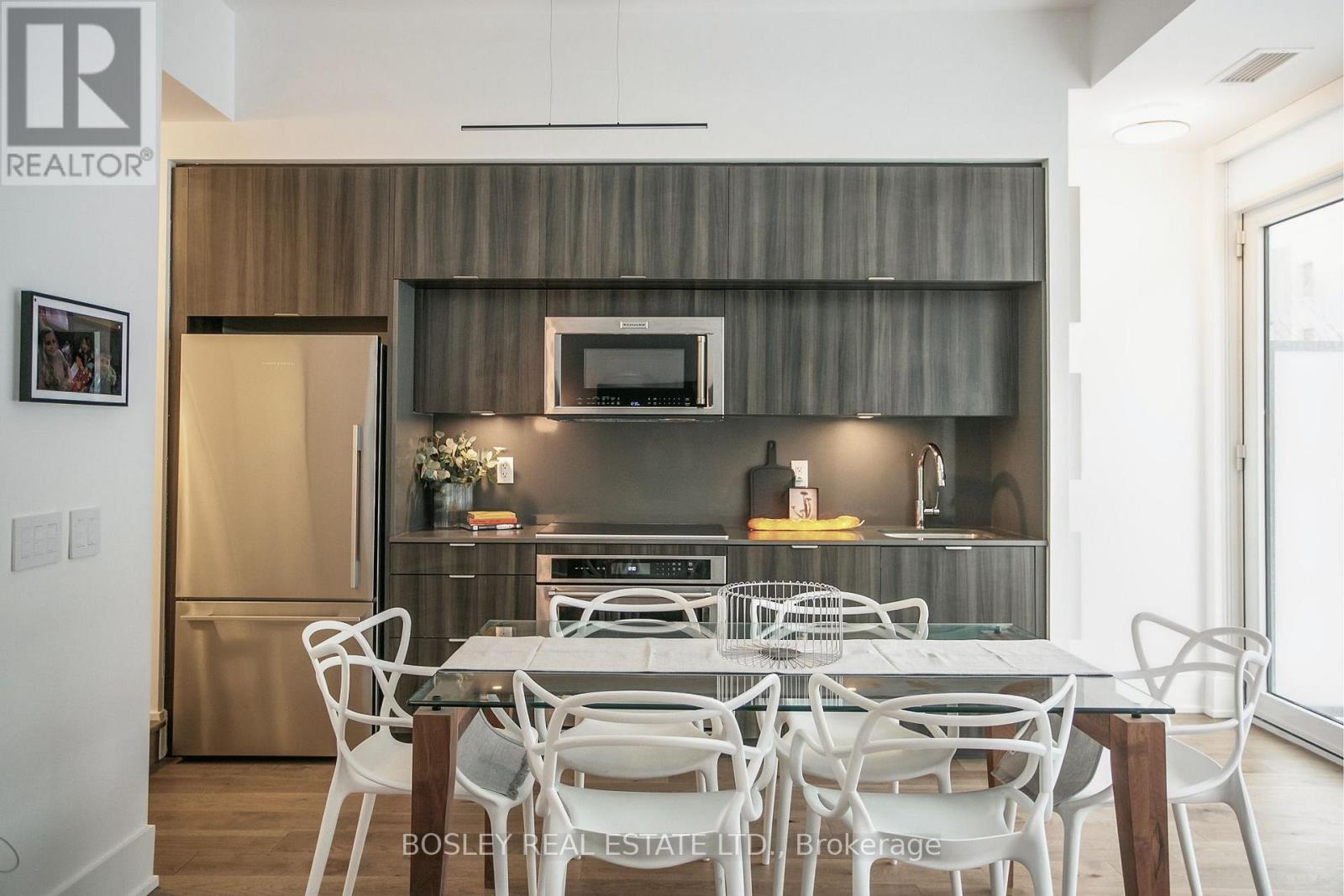 Th112 - 80 Vanauley Street, Toronto, Ontario  M5T 0C9 - Photo 4 - C13623520