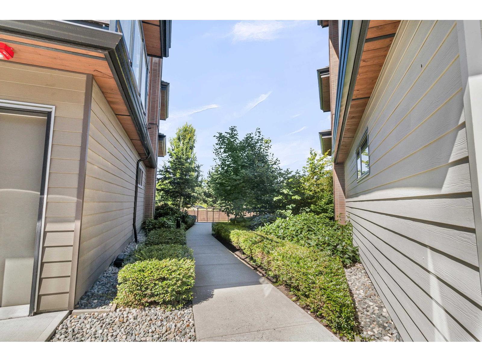 31 15775 Mountain View Drive, Surrey, British Columbia V3Z 0W7 - Photo 5 - R3133620
