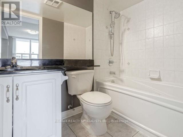1801 - 1 Elm Drive, Mississauga, Ontario  L5B 4M1 - Photo 13 - W13619096