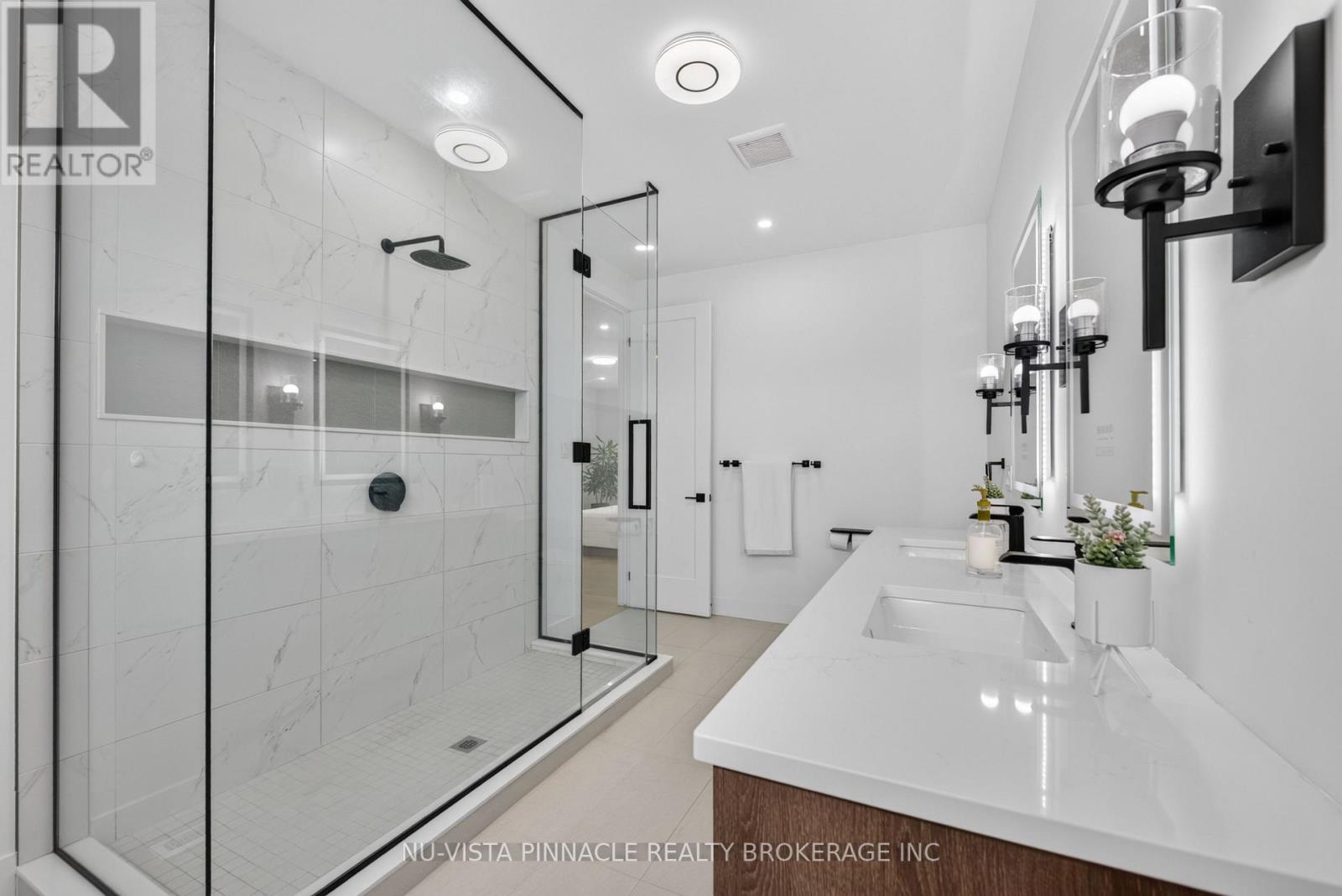 7517 Silvercreek Crescent, London South, Ontario  N6P 0G6 - Photo 29 - X13592856