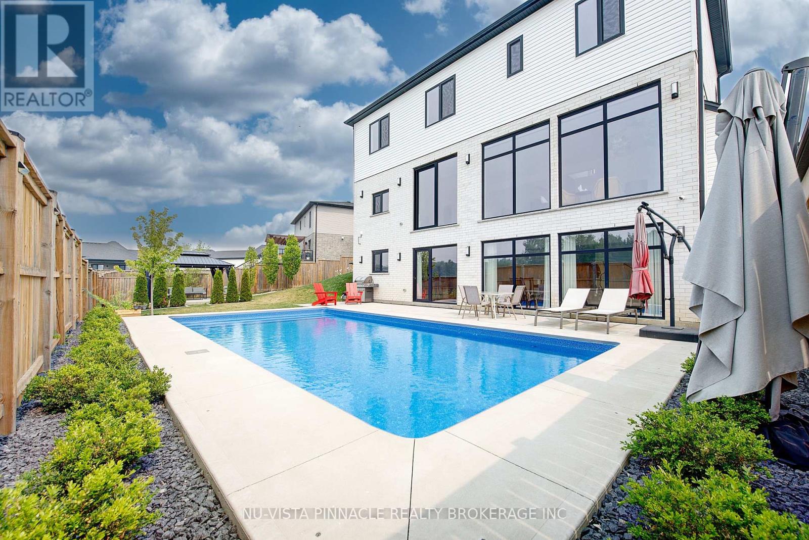 7517 Silvercreek Crescent, London South, Ontario  N6P 0G6 - Photo 45 - X13592856