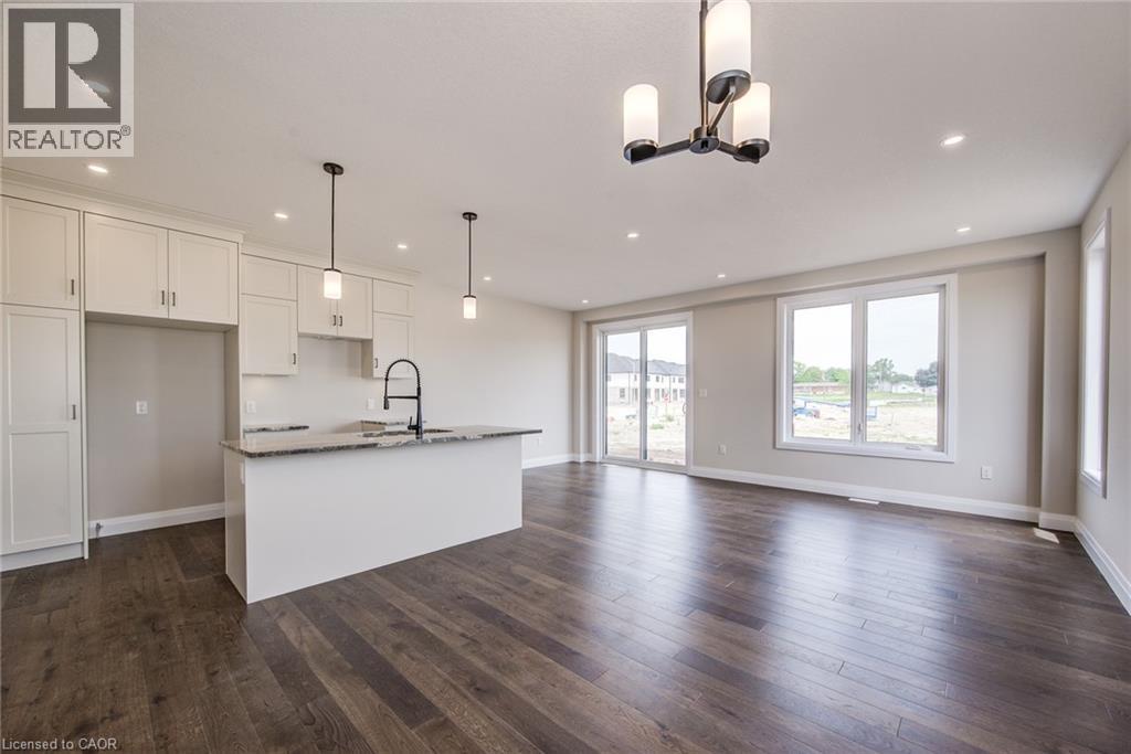 102 Thackeray Way, Harriston, Ontario  N0G 1Z0 - Photo 18 - 40817594