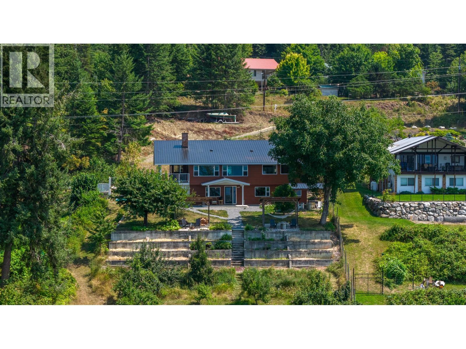 12343 Christie Road, Boswell, British Columbia  V0B 1A4 - Photo 3 - 10387890