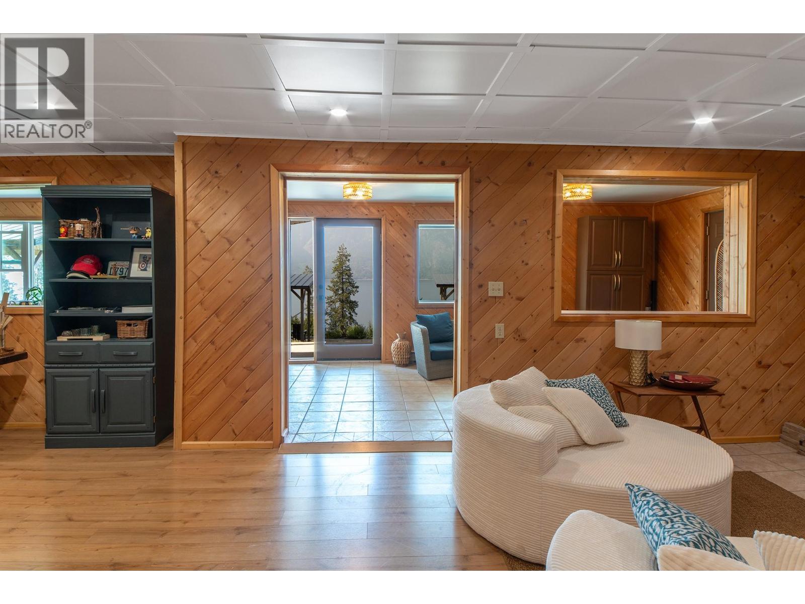 12343 Christie Road, Boswell, British Columbia  V0B 1A4 - Photo 39 - 10387890