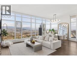 3903 4688 KINGSWAY, Burnaby, British Columbia