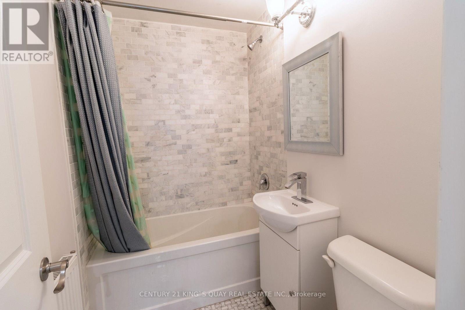 301 Upper - 301 Cleveland Street, Toronto, Ontario  M4S 2W7 - Photo 14 - C13623588