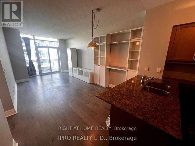 58 Marine Parade Drive, Toronto, Ontario  M8V 0A3 - Photo 5 - W13623586