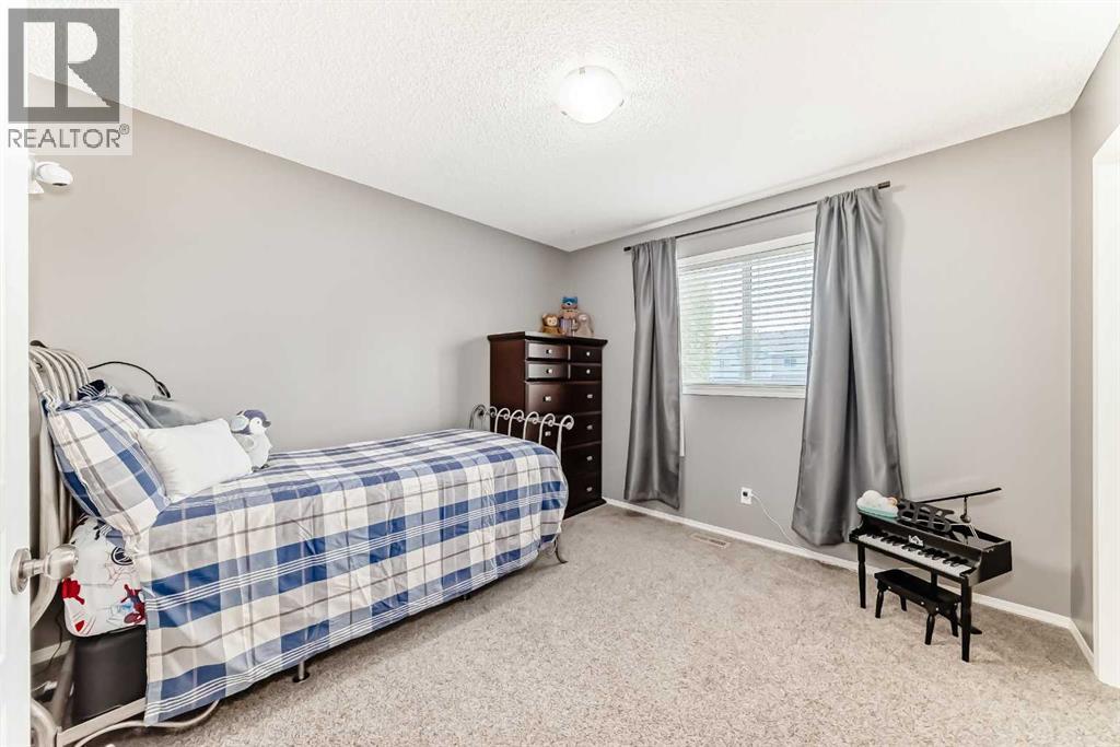 34 Kingsland Heights SE, Airdrie, Alberta  T4A 0A3 - Photo 28 - A2315098