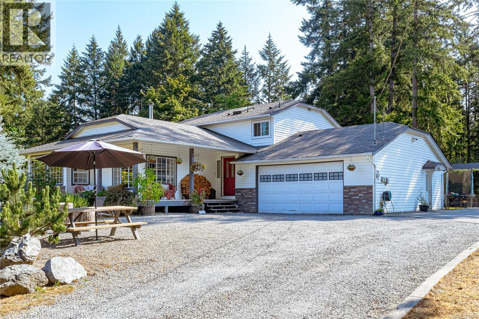 6535 Wicks Rd, Duncan, British Columbia