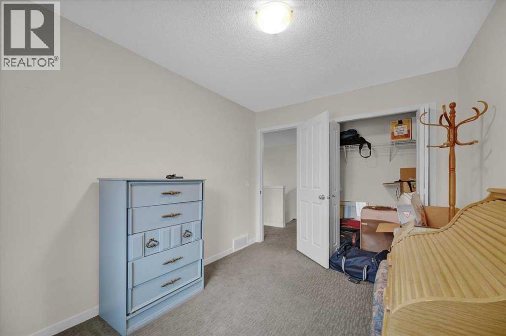 226 Sunset Point, Cochrane, Alberta  T4C 0L2 - Photo 33 - A2331974