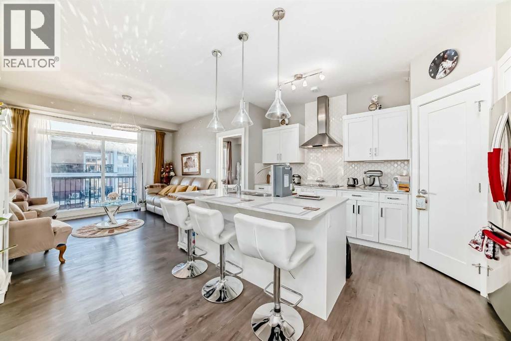 405, 10 Walgrove Walk SE, Calgary, Alberta  T2X 4E3 - Photo 6 - A2287789