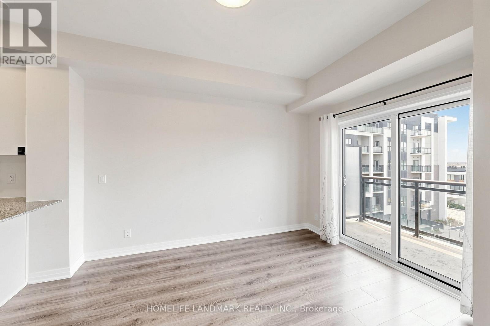 403 - 128 Grovewood Common, Oakville, Ontario  L6H 0X3 - Photo 10 - W13622430