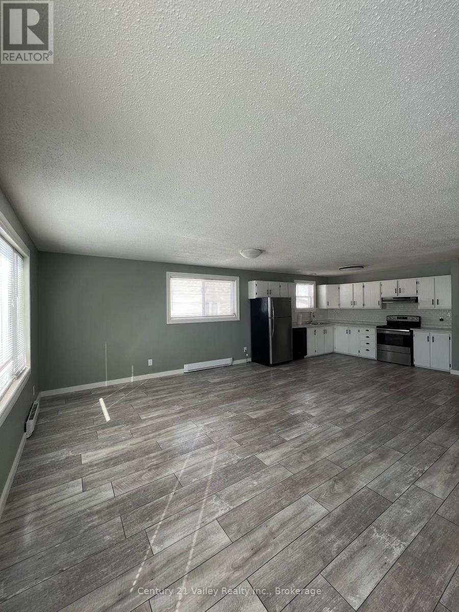689 Fourth Street, Renfrew, Ontario  K7V 1H2 - Photo 17 - X13589148