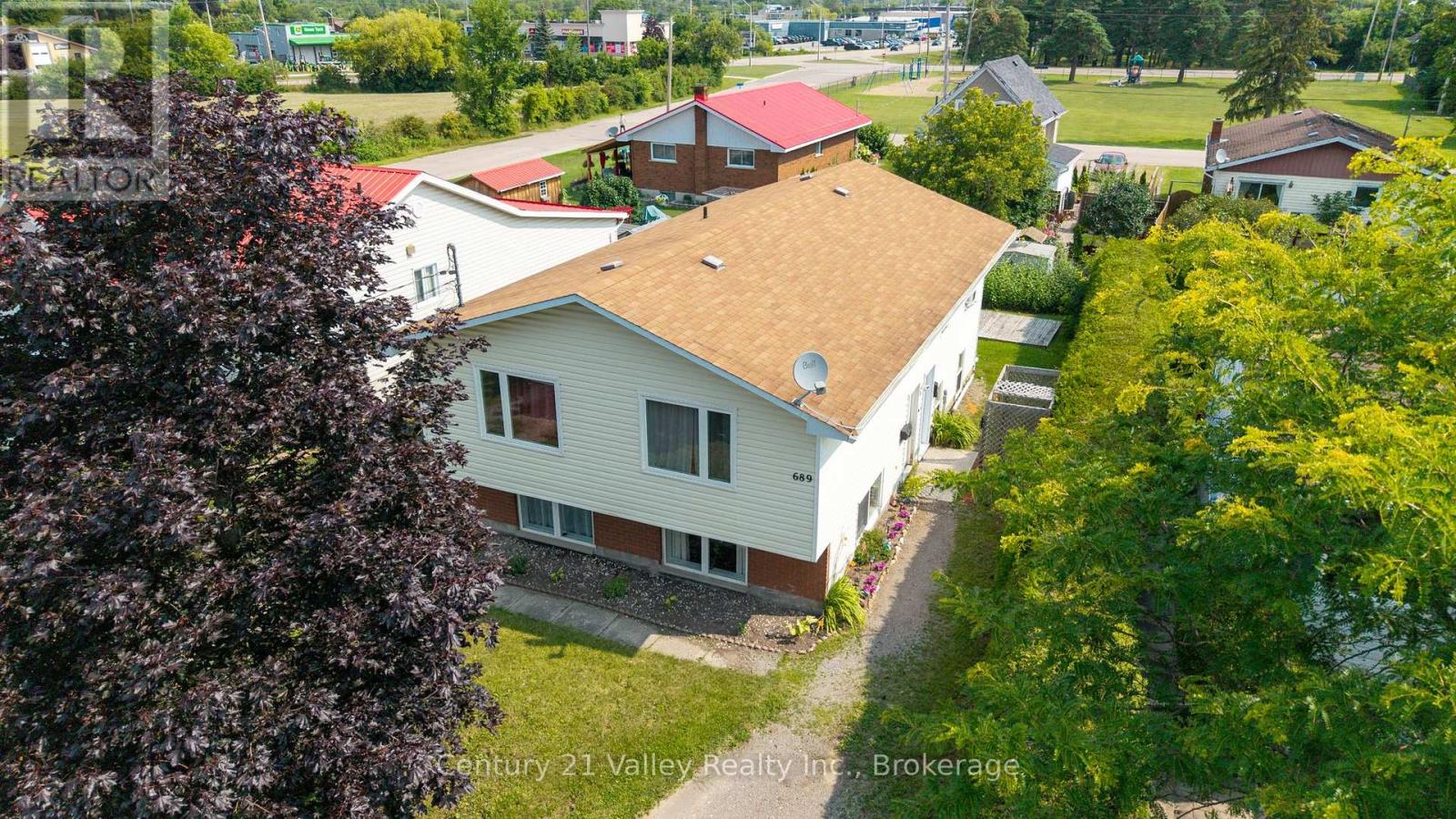689 Fourth Street, Renfrew, Ontario  K7V 1H2 - Photo 11 - X13589148