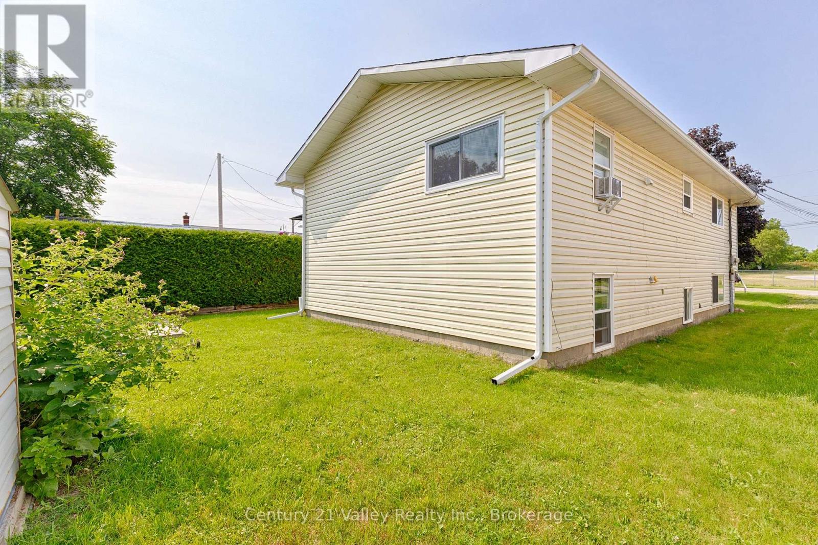 689 Fourth Street, Renfrew, Ontario  K7V 1H2 - Photo 9 - X13589148