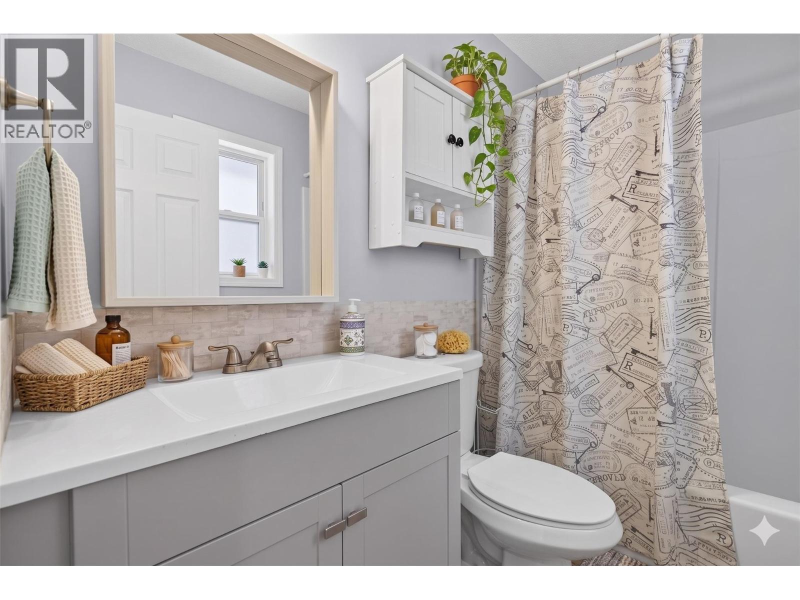 3220 Mciver Road, West Kelowna, British Columbia  V4T 1G1 - Photo 8 - 10385150