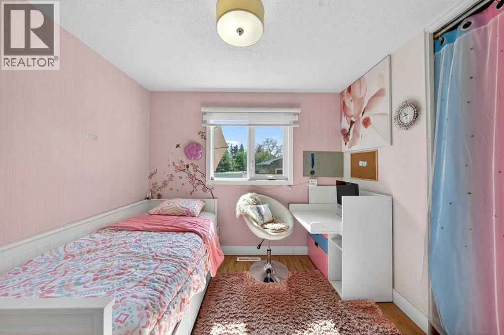 227 Martell Road NE, Calgary, Alberta  T2A 2X2 - Photo 15 - A2312097