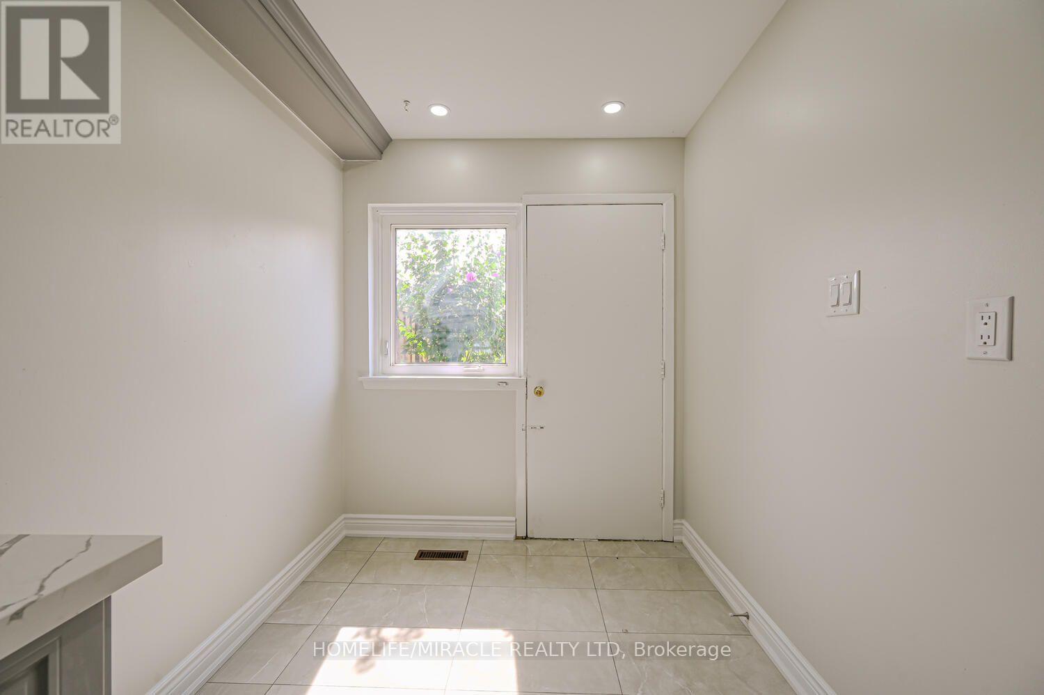 125 - 6466 Finch Avenue W, Toronto, Ontario  M9V 1T4 - Photo 11 - W13622122