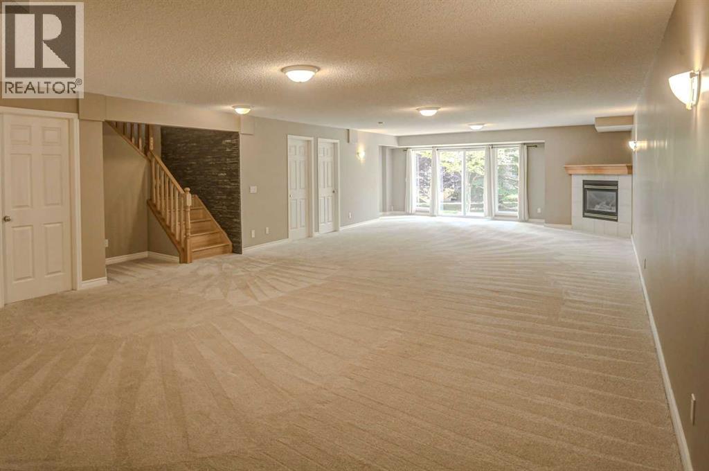 12 Straddock Villas SW, Calgary, Alberta  T3H 5C7 - Photo 22 - A2333003