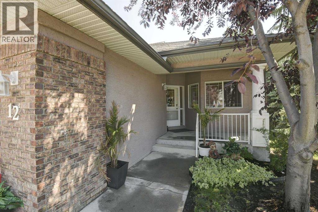 12 Straddock Villas SW, Calgary, Alberta  T3H 5C7 - Photo 2 - A2333003