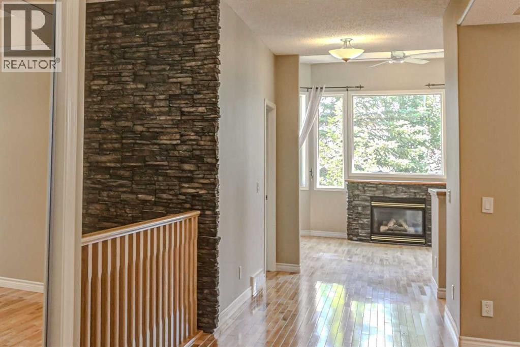 12 Straddock Villas SW, Calgary, Alberta  T3H 5C7 - Photo 3 - A2333003