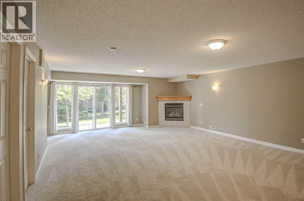 12 Straddock Villas SW, Calgary, Alberta  T3H 5C7 - Photo 21 - A2333003