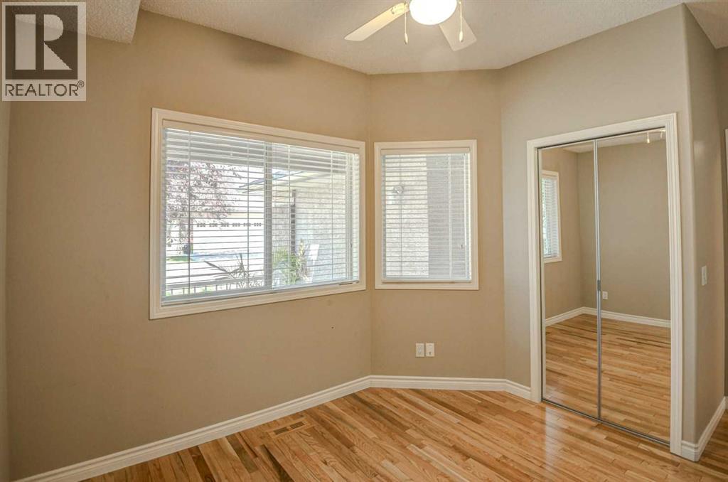 12 Straddock Villas SW, Calgary, Alberta  T3H 5C7 - Photo 6 - A2333003