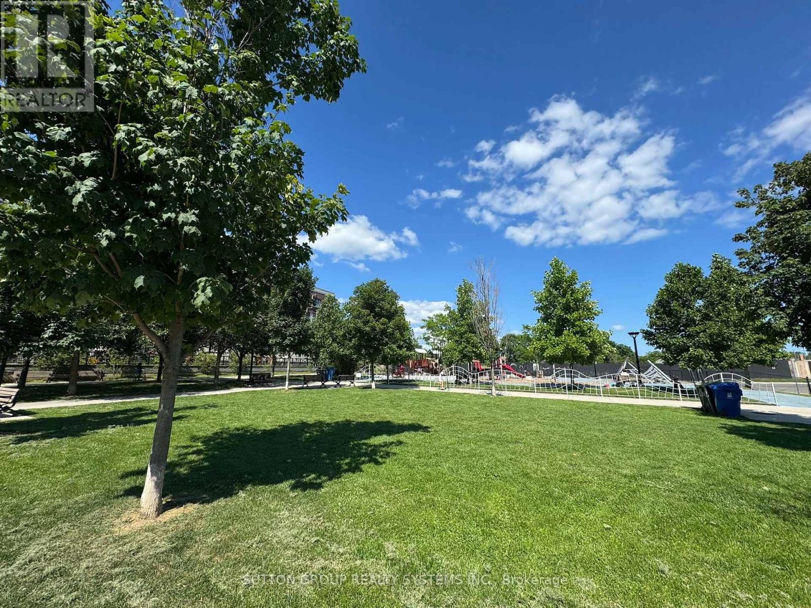 10 - 90 Eastwood Park Gardens, Toronto, Ontario  M8W 0B2 - Photo 13 - W13623606