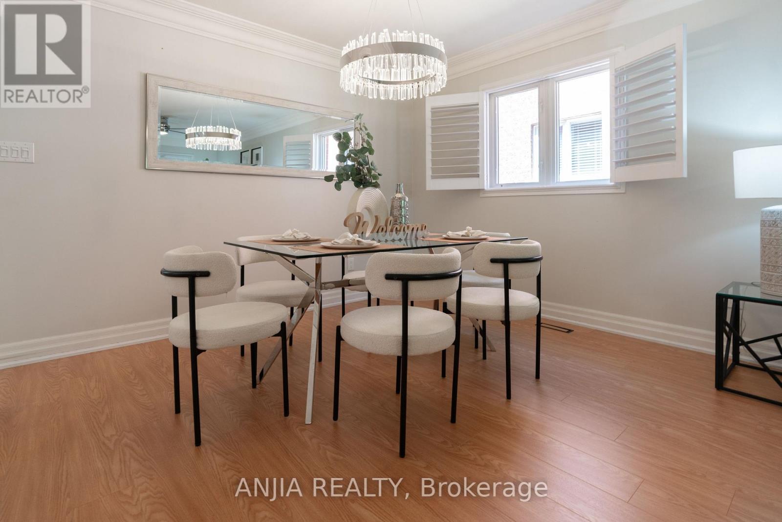 2410 Eden Valley Drive, Oakville, Ontario  L6H 6L2 - Photo 3 - W13623610