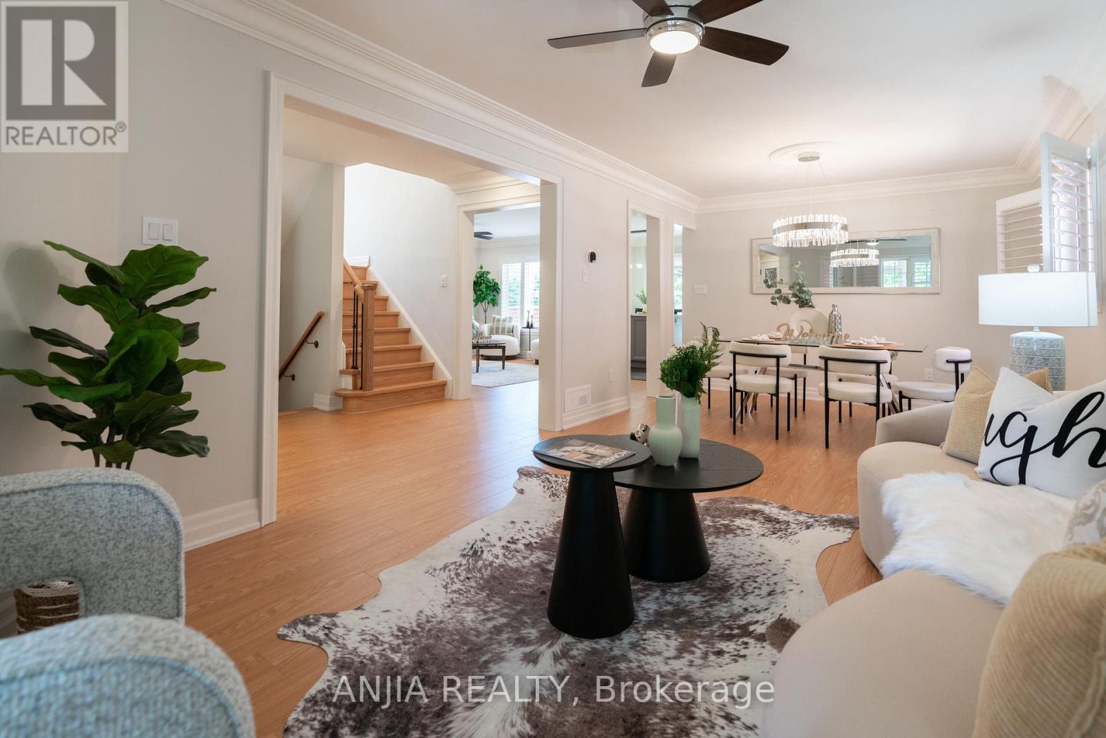 2410 Eden Valley Drive, Oakville, Ontario  L6H 6L2 - Photo 6 - W13623610