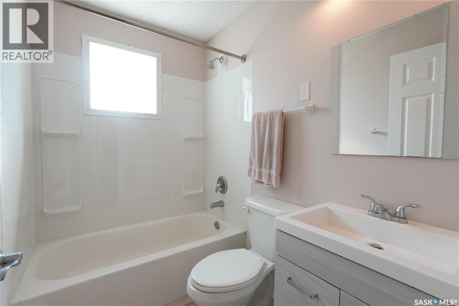 5602 Dewdney Avenue, Regina, Saskatchewan  S4T 1C7 - Photo 15 - SK044134