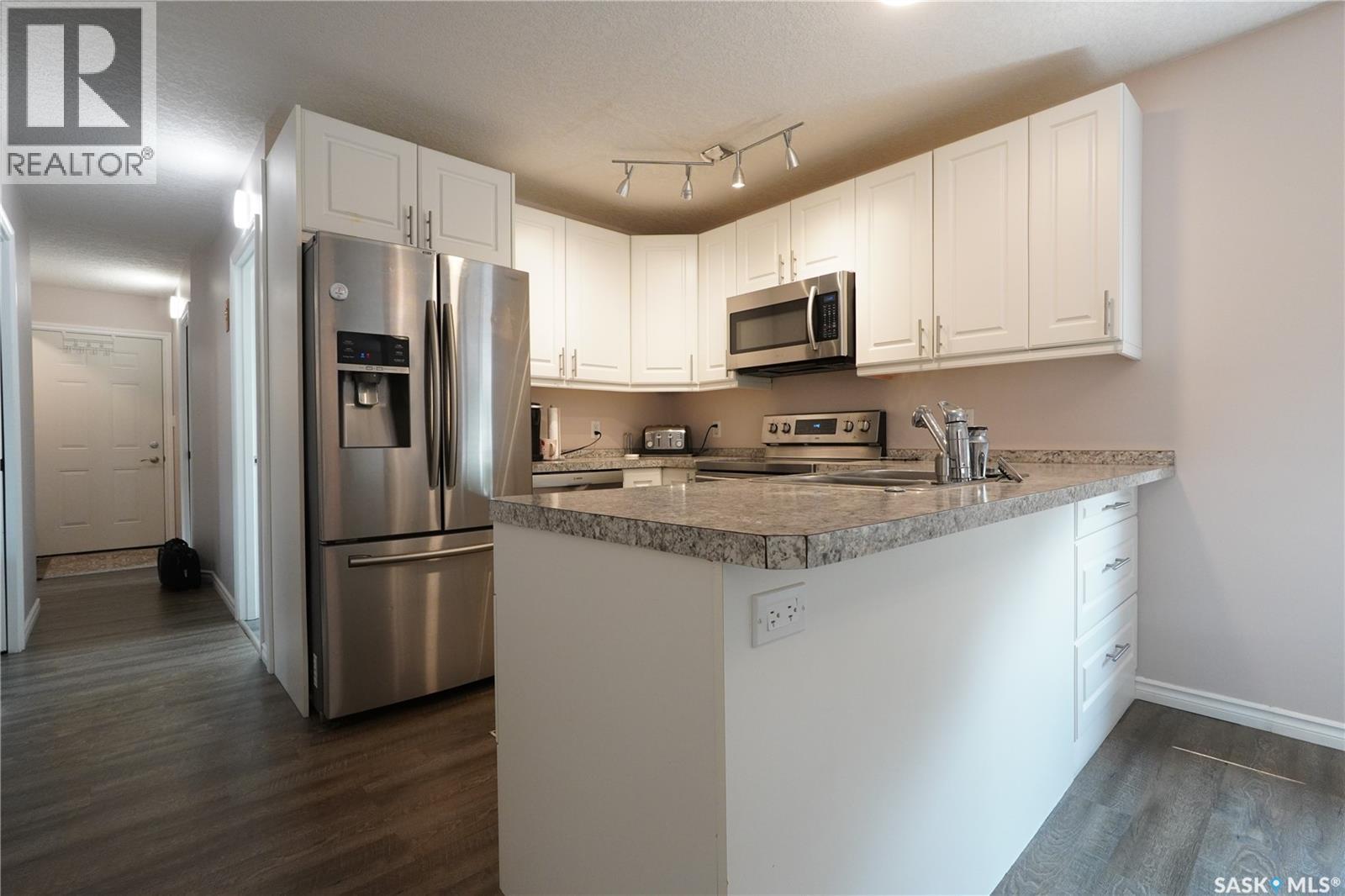 5602 Dewdney Avenue, Regina, Saskatchewan  S4T 1C7 - Photo 5 - SK044134