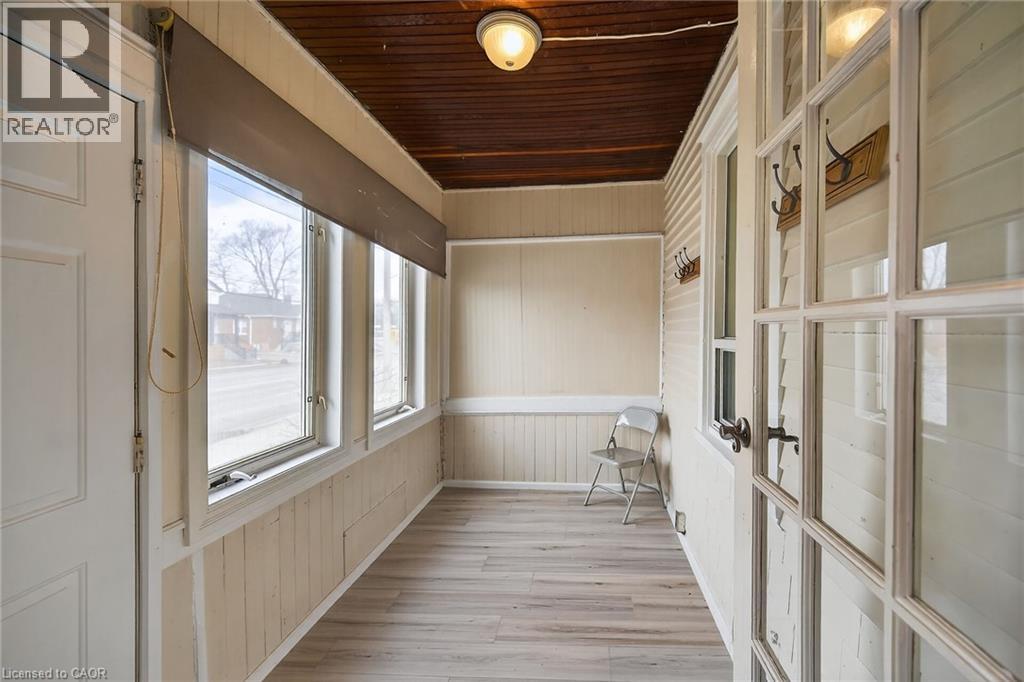 643 Upper Wellington Street, Hamilton, Ontario  L9A 3R2 - Photo 4 - 40846400