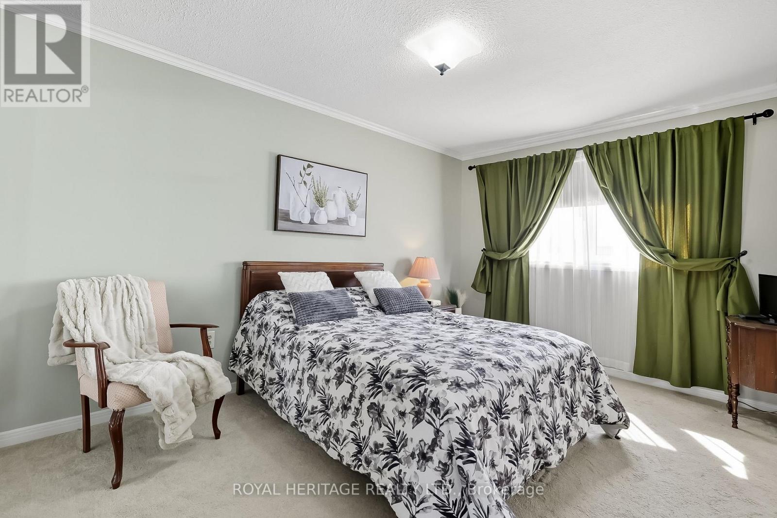 6 - 580 Eyer Drive, Pickering, Ontario  L1W 3B7 - Photo 17 - E13623668