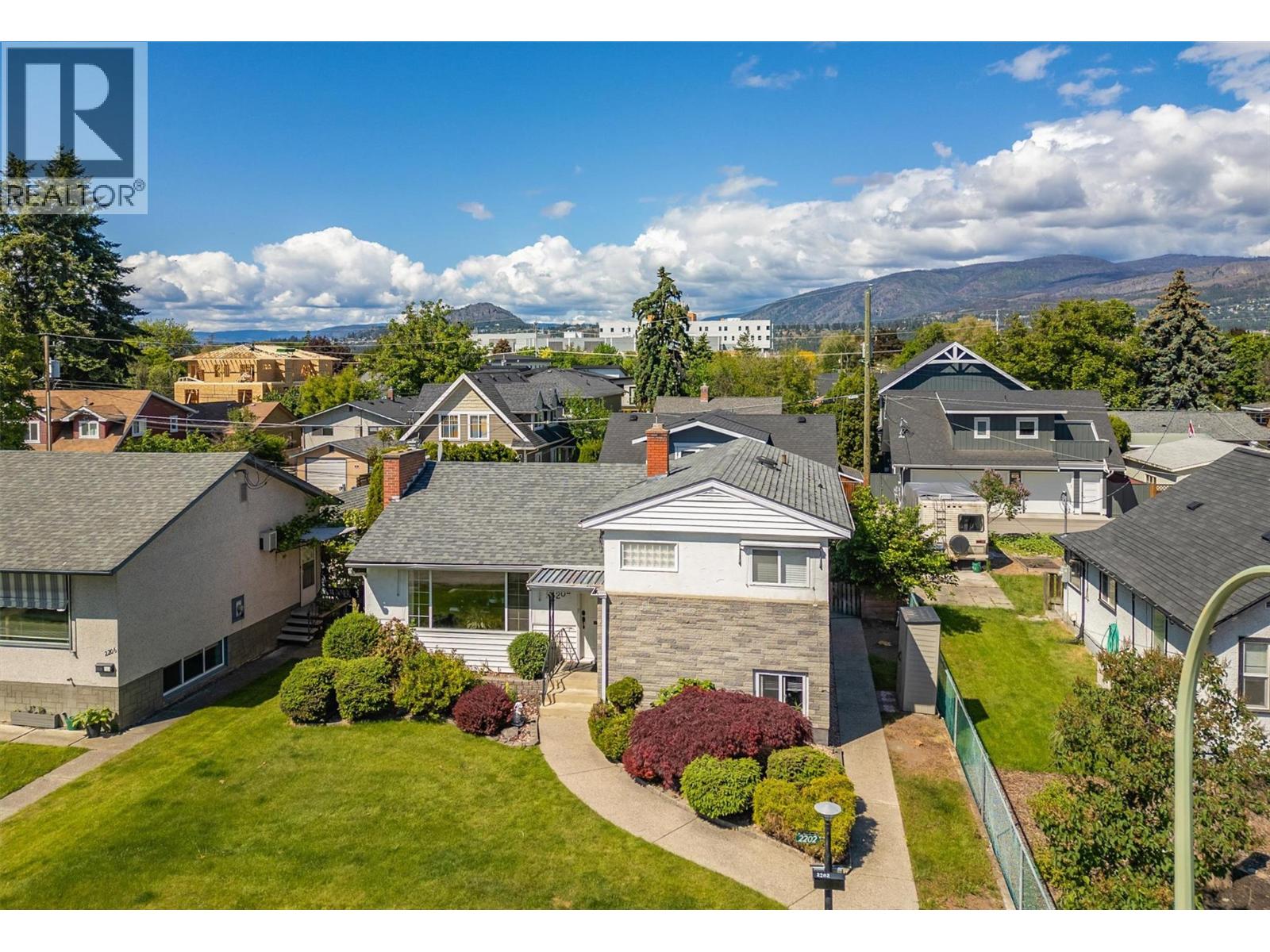 2202 Aberdeen Street, Kelowna, British Columbia  V1Y 2T4 - Photo 2 - 10390422