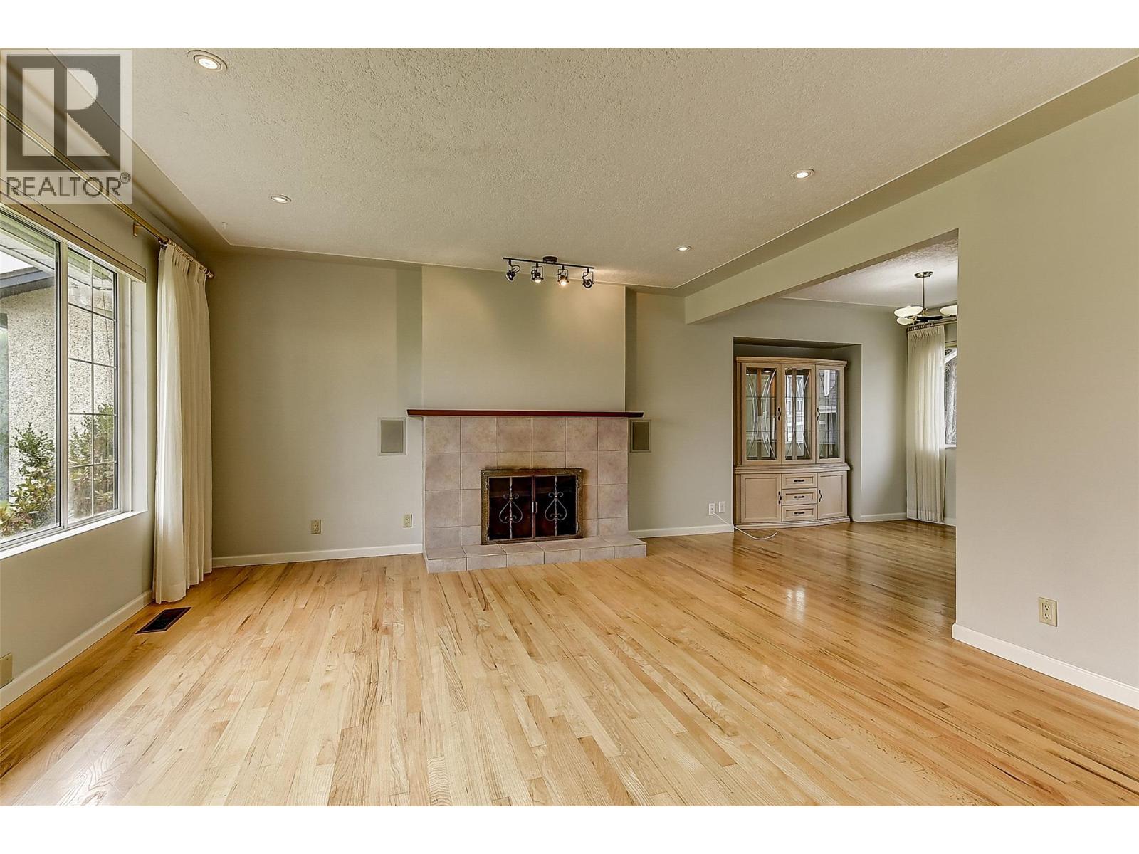 2202 Aberdeen Street, Kelowna, British Columbia  V1Y 2T4 - Photo 32 - 10390422