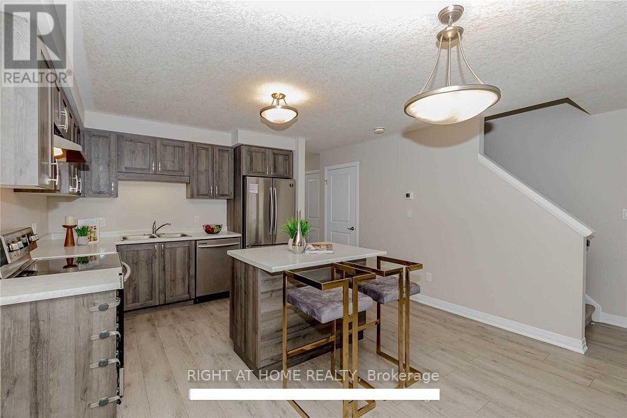 57 Fenside Street, Kitchener, Ontario  N2P 0J5 - Photo 9 - X13623652
