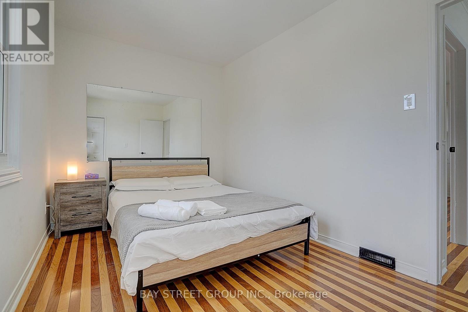 154 Alameda Avenue, Toronto, Ontario  M6C 3X2 - Photo 32 - C13623722