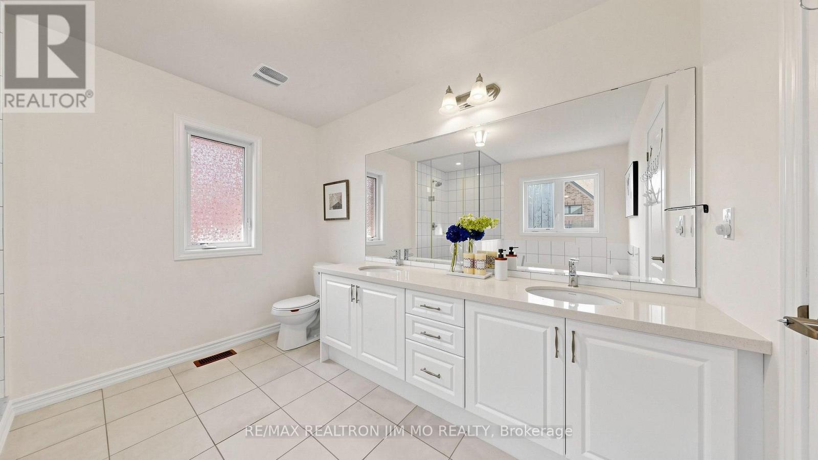 97 Connell Drive, Georgina, Ontario  L4P 0K3 - Photo 29 - N13623714