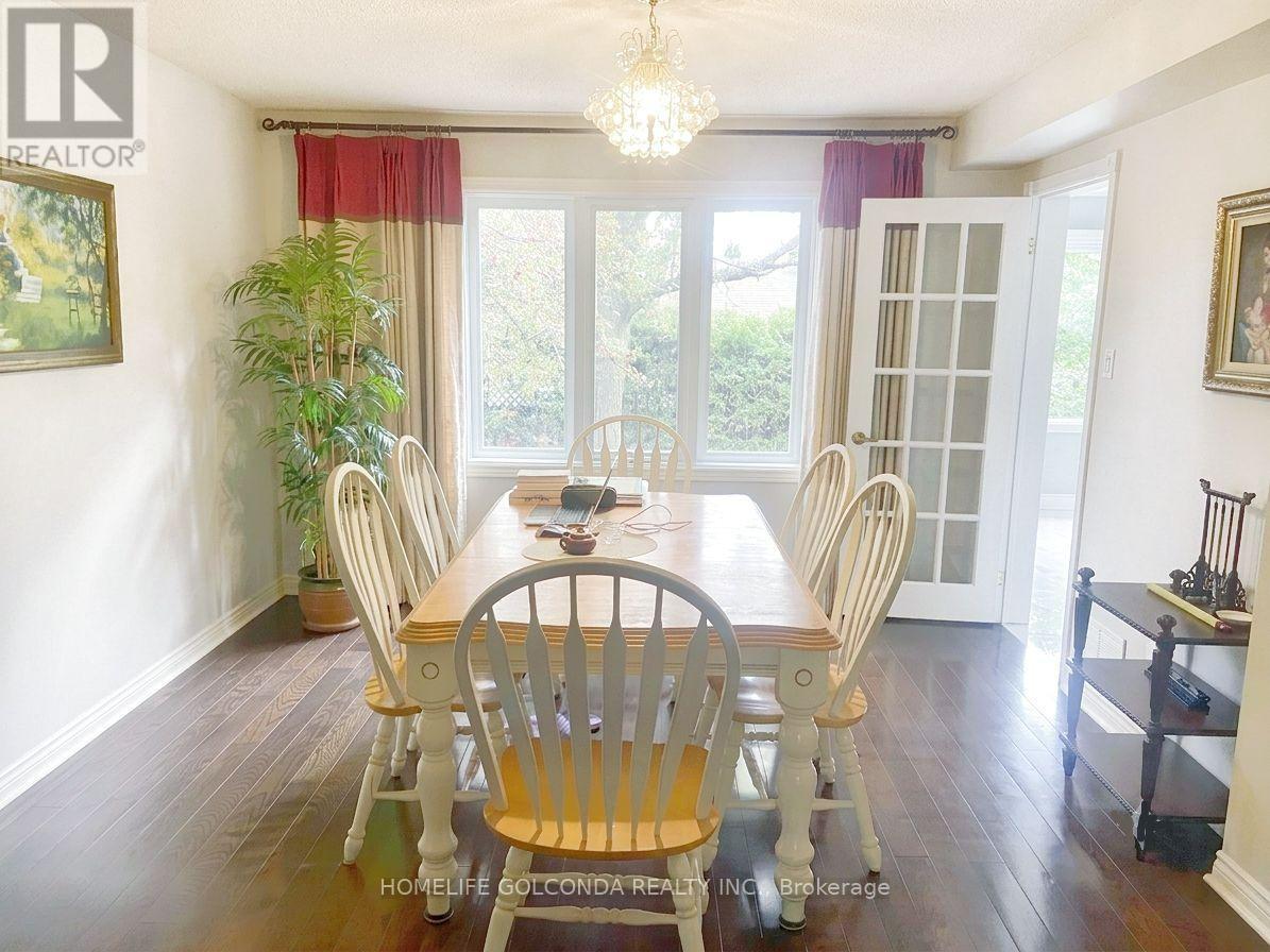 Upper - 55 Leighland Drive, Markham, Ontario  L3R 7R8 - Photo 4 - N13623718