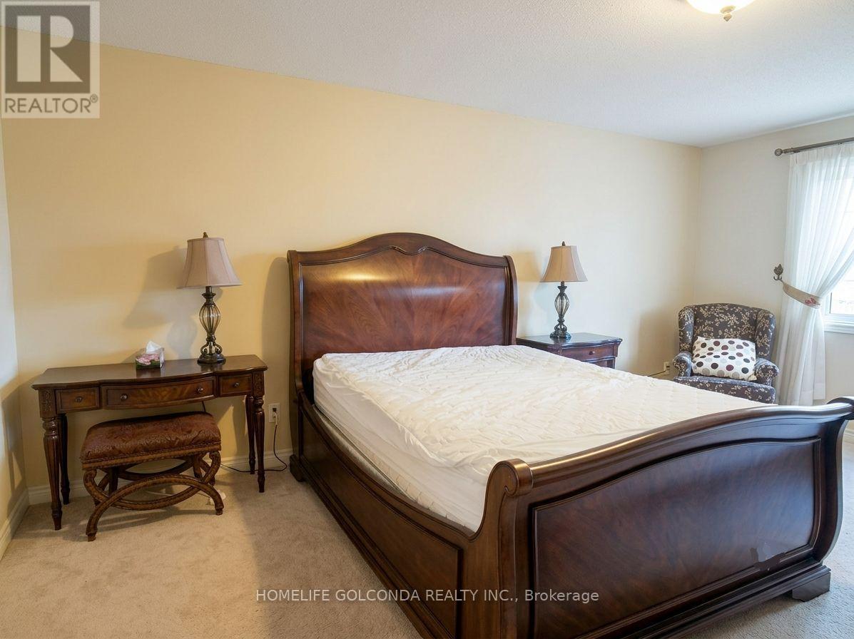 Upper - 55 Leighland Drive, Markham, Ontario  L3R 7R8 - Photo 7 - N13623718