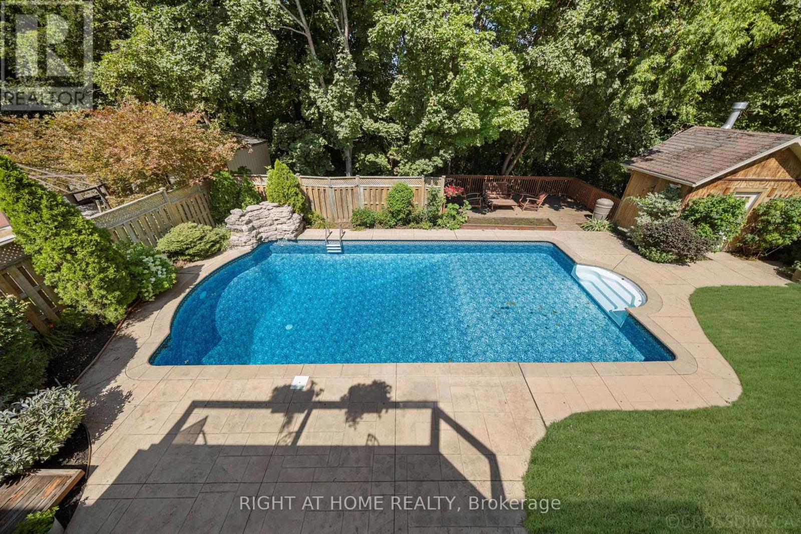 39 Grovetree Road, Toronto, Ontario  M9V 2Y4 - Photo 36 - W13623688
