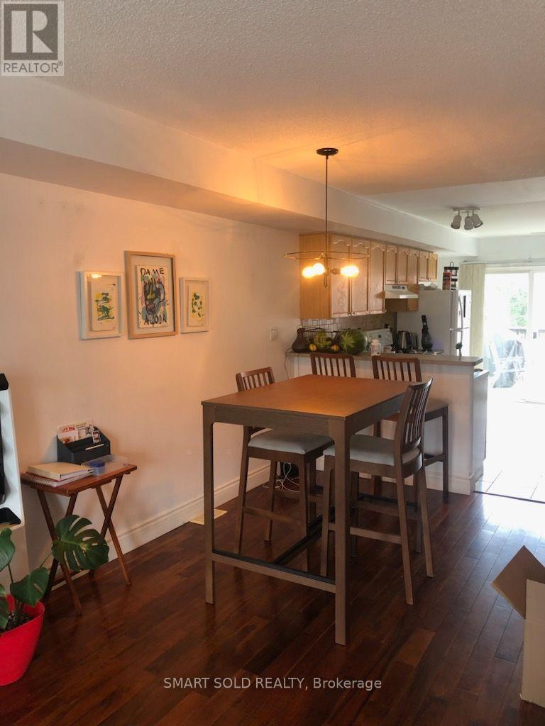 45 - 1751 Lampman Avenue, Burlington, Ontario  L7L 6W3 - Photo 3 - W13623704