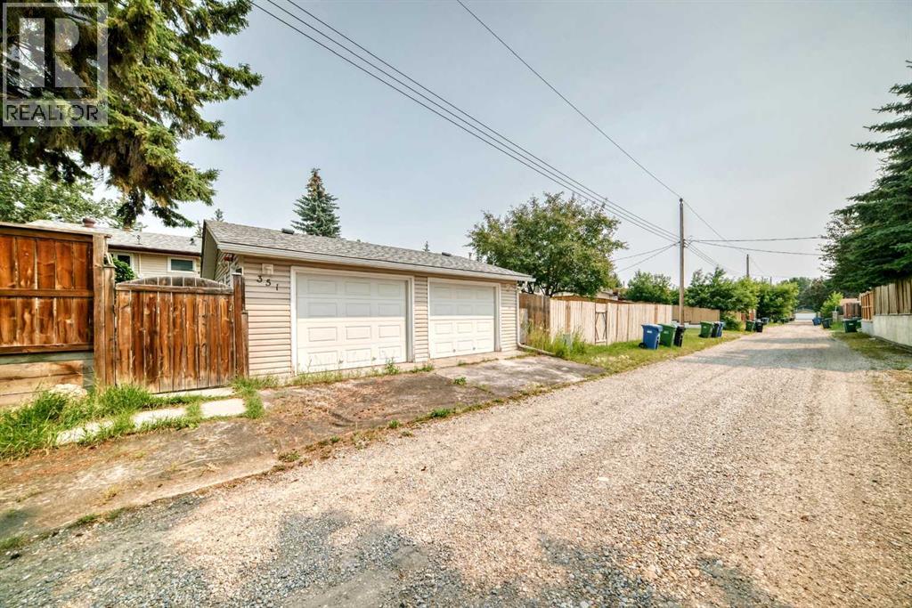351 Cedarpark Drive Sw, Calgary, Alberta  T2W 2J5 - Photo 46 - A2330997