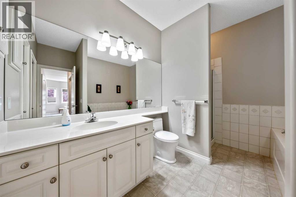 266 Shannon Estates Terrace Sw, Calgary, Alberta  T2Y 4C4 - Photo 22 - A2331505