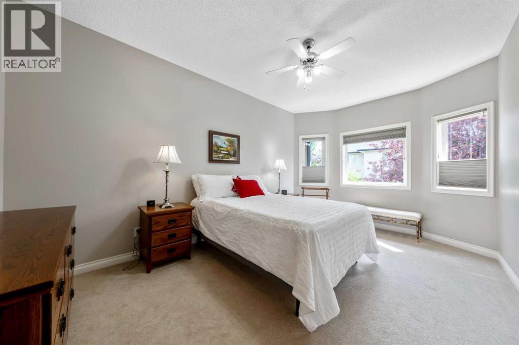 266 Shannon Estates Terrace Sw, Calgary, Alberta  T2Y 4C4 - Photo 20 - A2331505