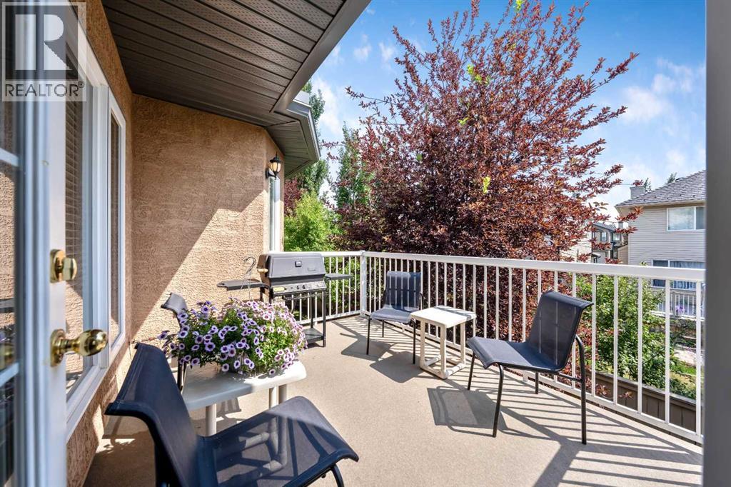 266 Shannon Estates Terrace Sw, Calgary, Alberta  T2Y 4C4 - Photo 19 - A2331505